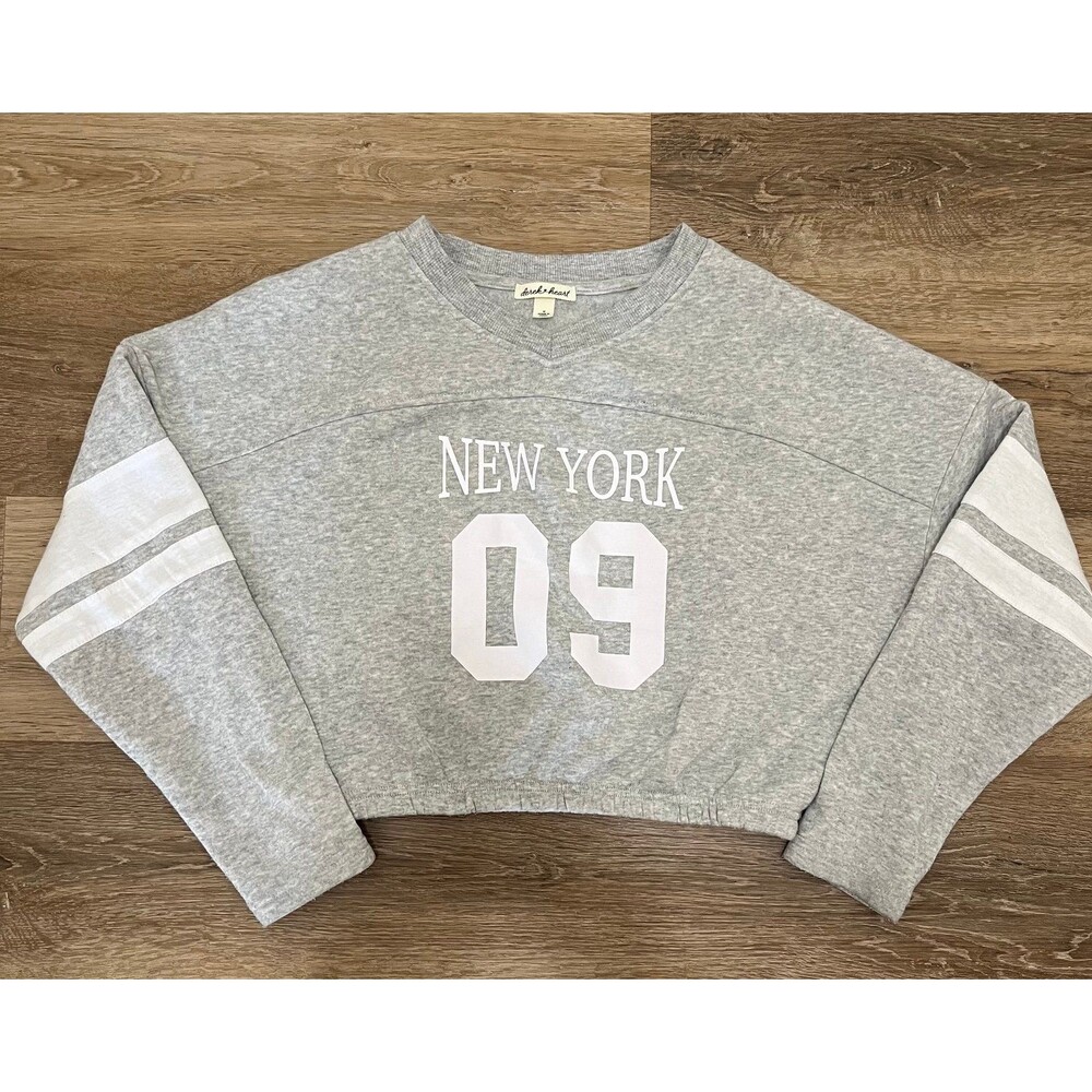 Derek Heart Y2K New York 09 Cropped Sweatshirt Womens M Gray Varsity